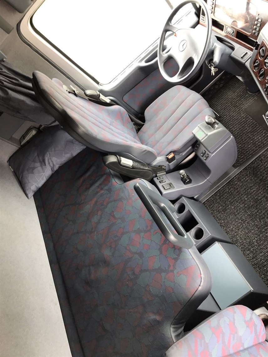 mercedes-actros-in-combination-with-fliegl-tr