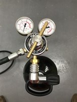 air-jack-tank-and-hose