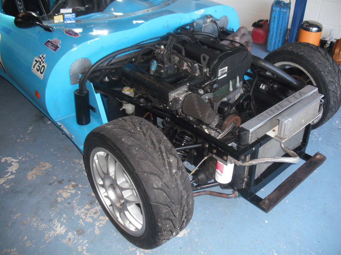 ginetta-g20-roadsports