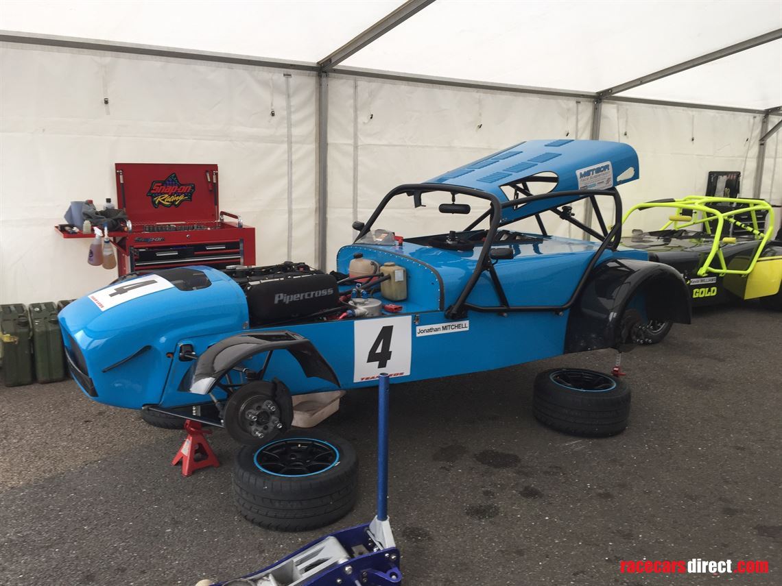 caterham-csr-race-car