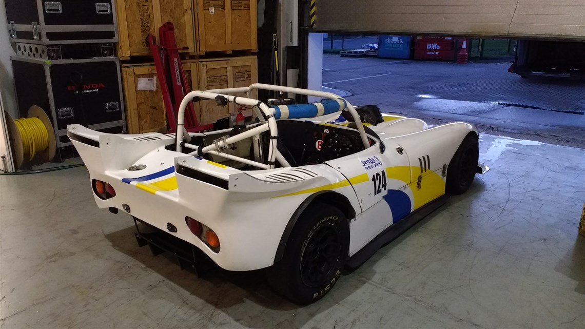 fisher-fury-rgbsprint-yamaha-r1-championship