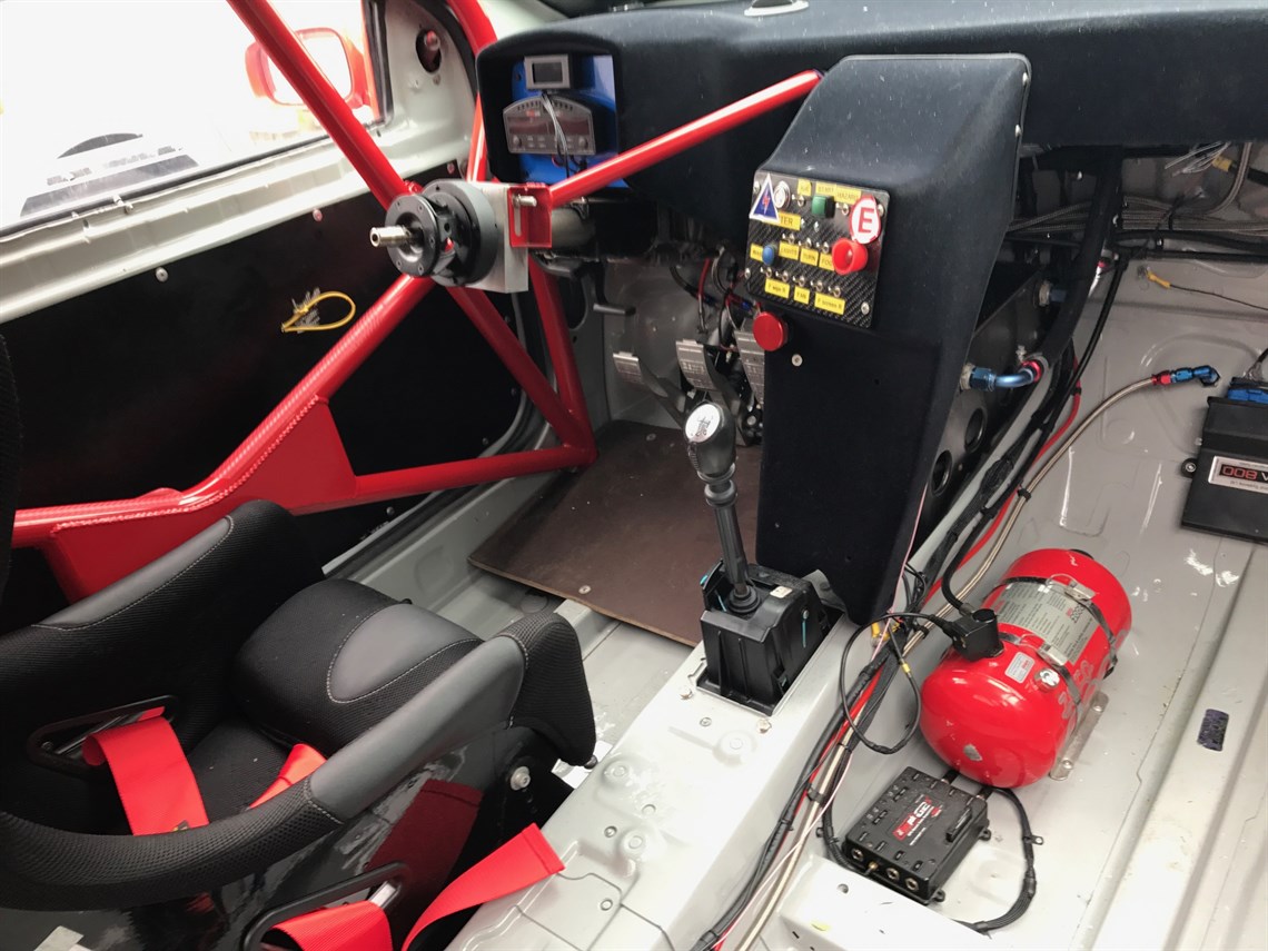 renault-clio-cup-racer-shell-x85