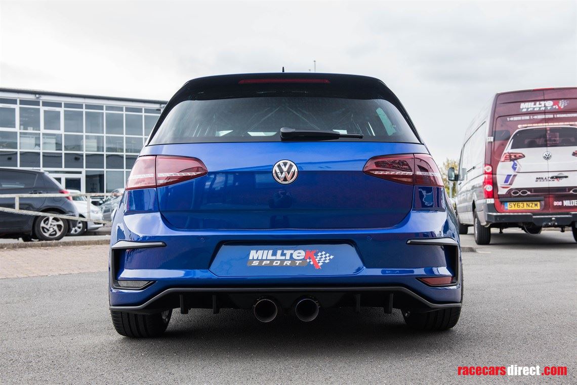 volkswagen-golf-mk7-r-dsg-race-car