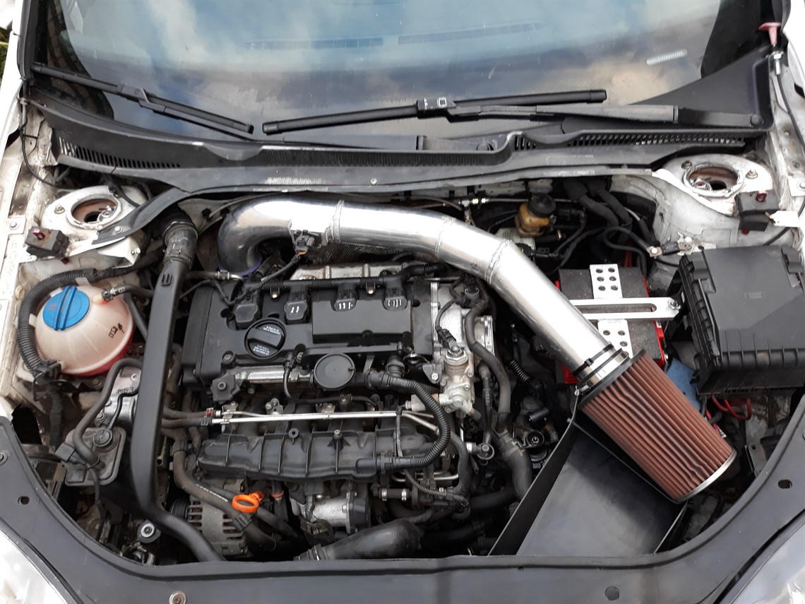 reduced-vw-golf-mk5-gti-touring-car