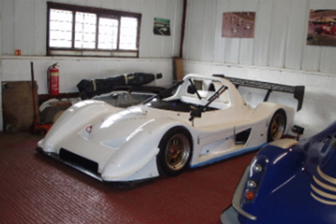 radical-sr3-2002-model-with-1500cc