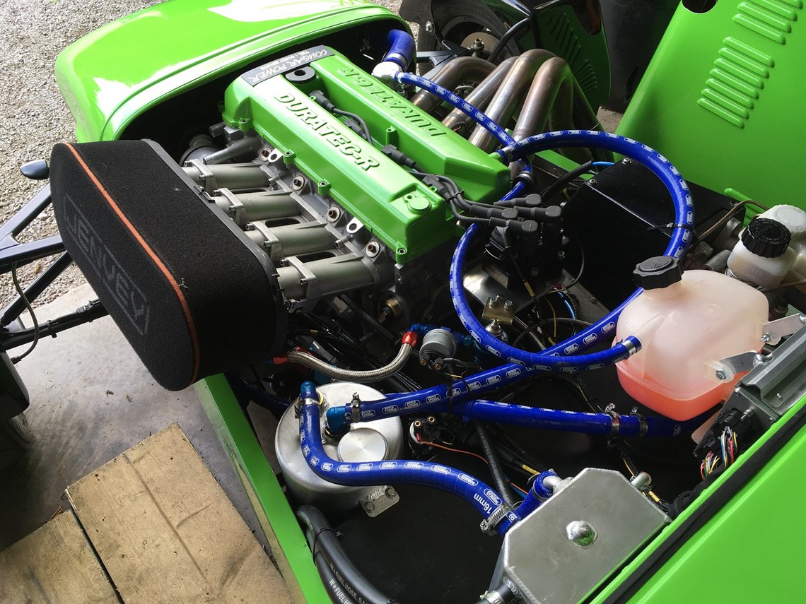 caterham-7---303bhp-the-toad