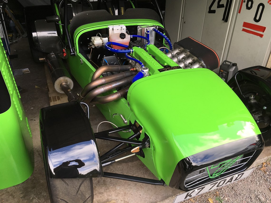 caterham-7---303bhp-the-toad