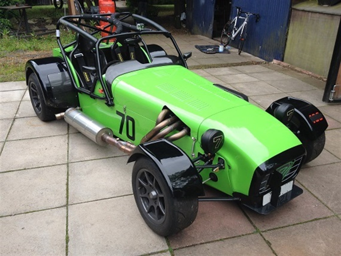 caterham-7---303bhp-the-toad