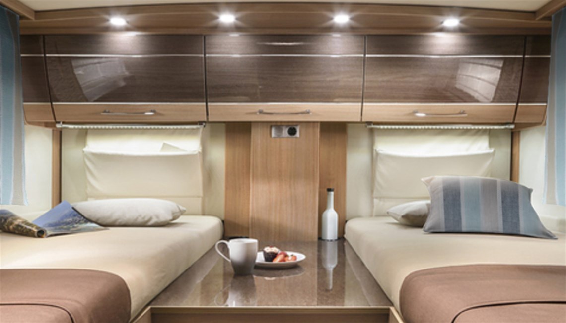 glamperrv-burstner-aviano-i728g-diesel