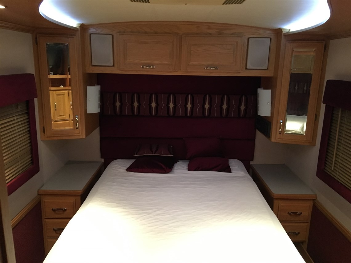 american-eagle-motorhome