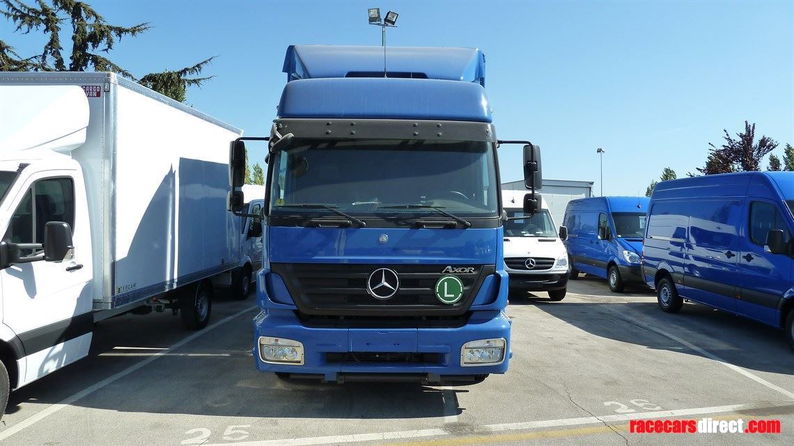 mercedes-axor-1823---new-race-transporter