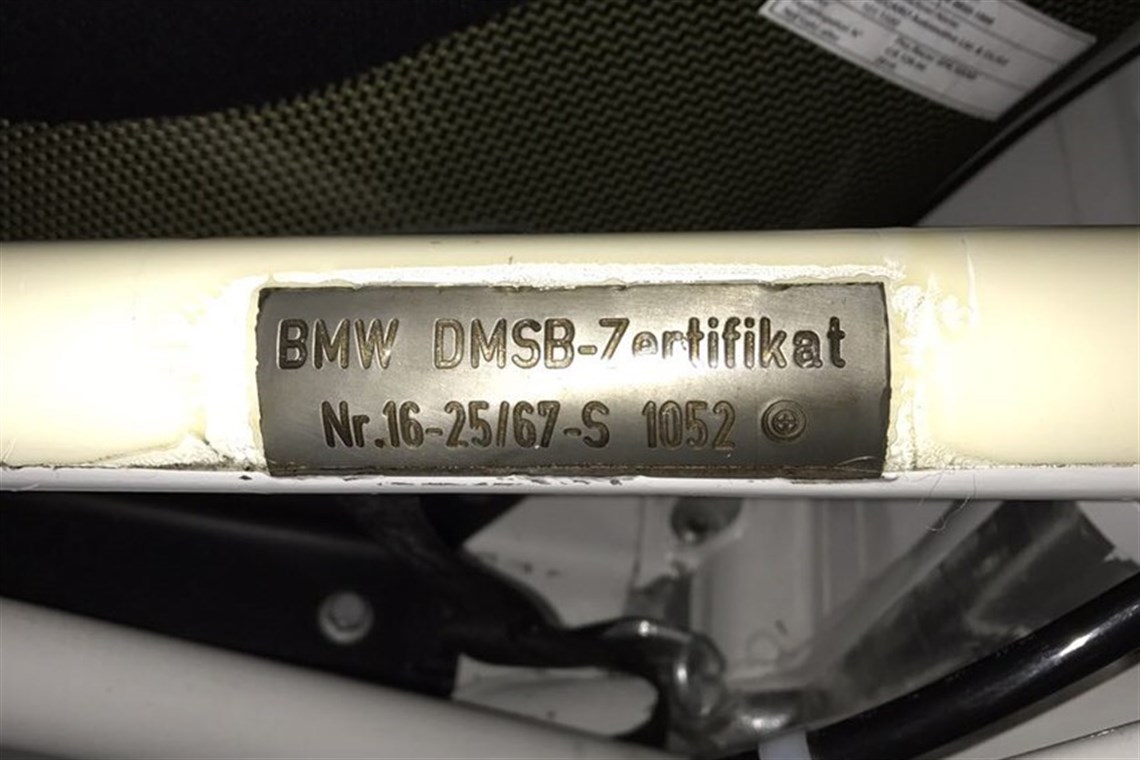 bmw-z4-gt3-e89-chassis-1052-spec-2015