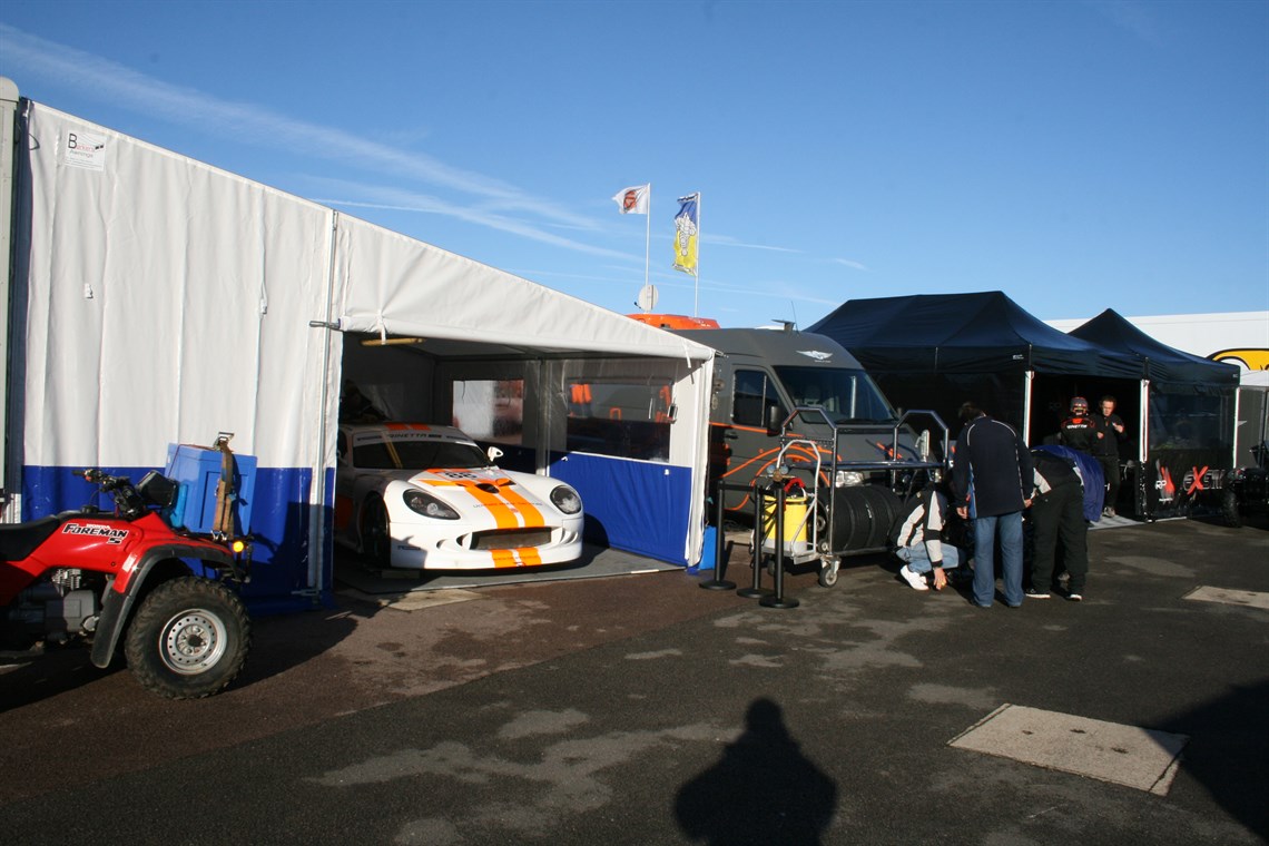 daf-150-with-as-new-barkers-awning