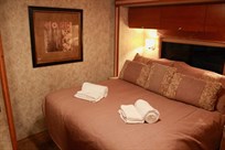 winnebago-sightseer-31e