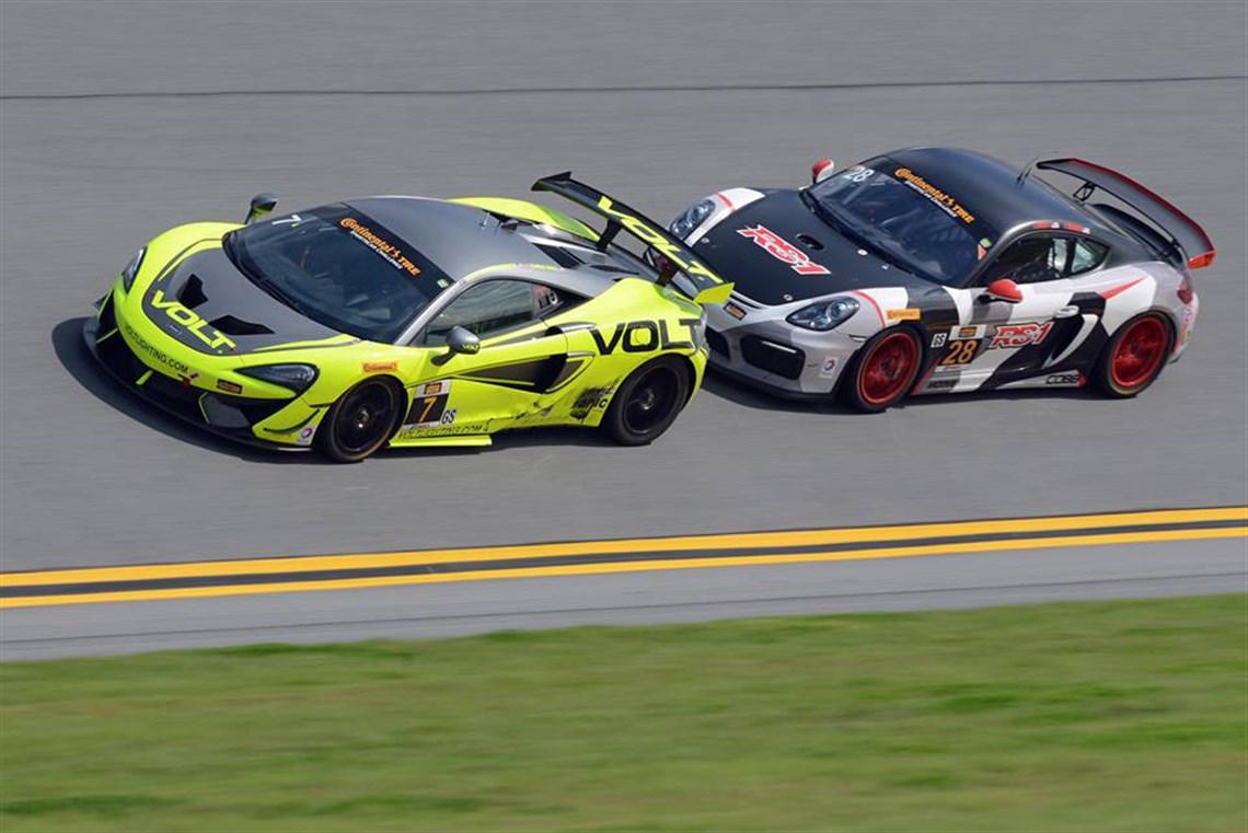 2017-mclaren-570s-gt4