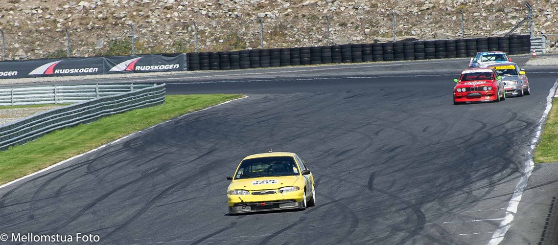 ford-mondeo-matter-stc-00796