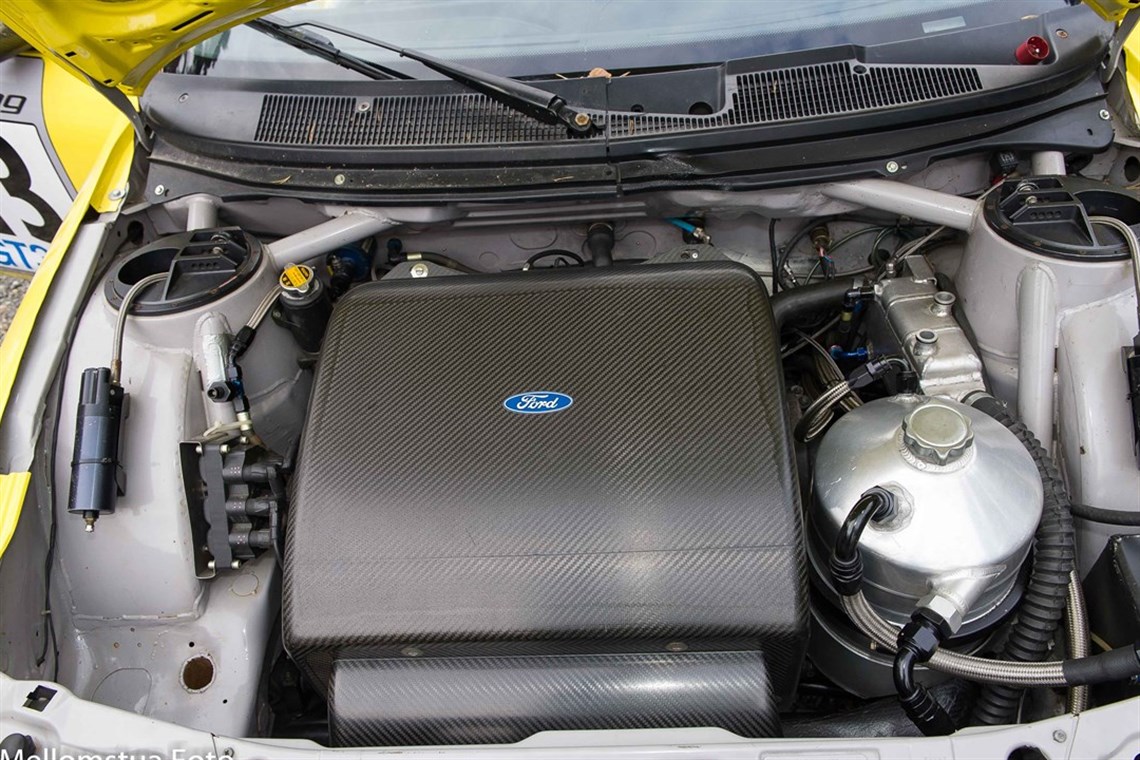 ford-mondeo-matter-stc-00796