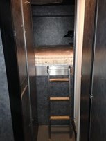 man-race-transporter