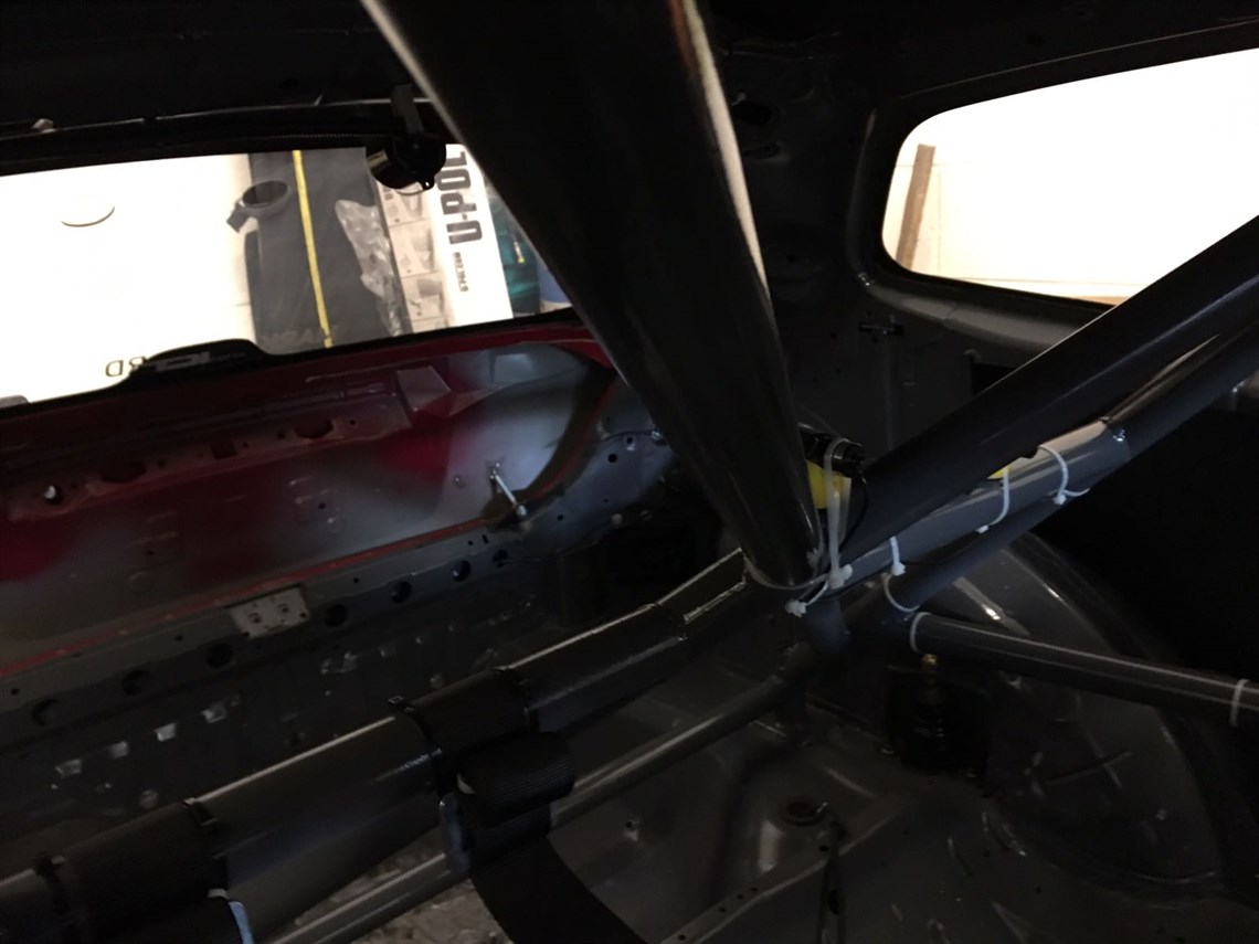 honda-civic-type-r-ep3-race-car---reduced