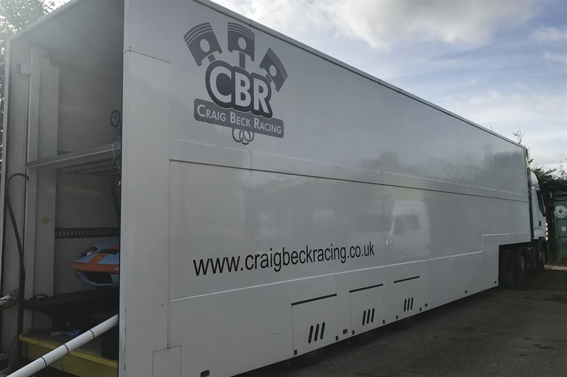 race-car-transporter-renault-premium-tractor