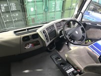 race-car-transporter-renault-premium-tractor