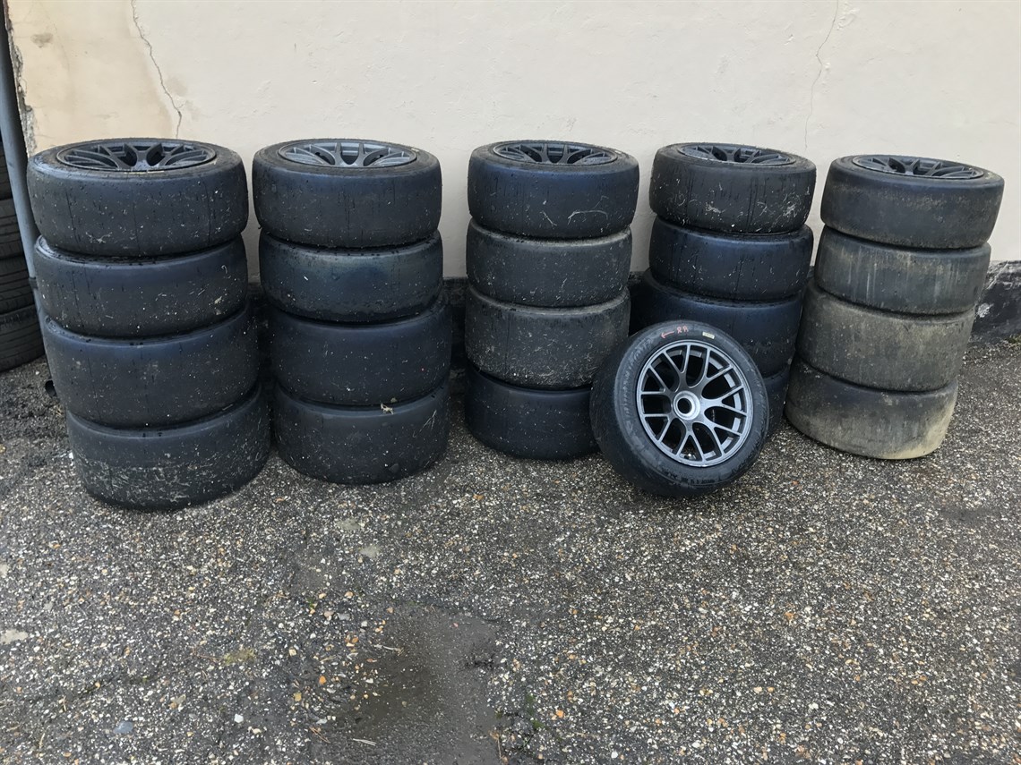 radical-sr3-rsx-2015