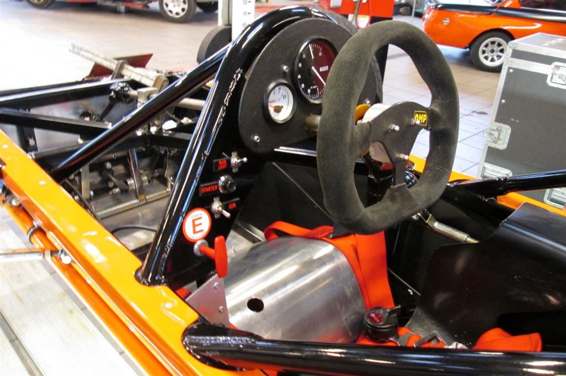 van-diemen-rf80---ff1600