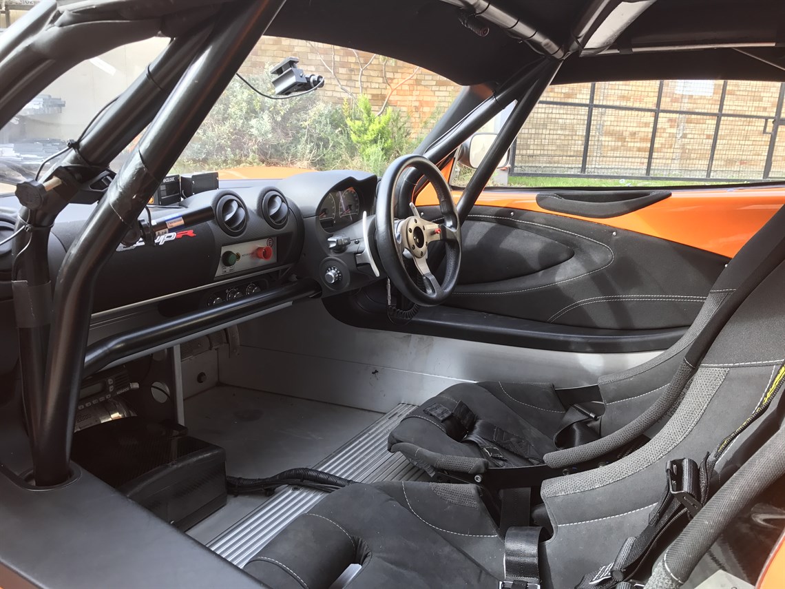 race-spec-lotus-exige-v6-cup-r-reduced