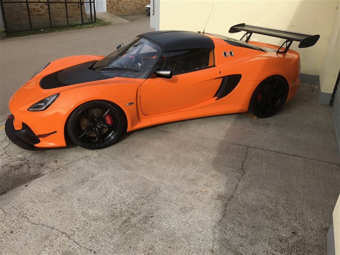 race-spec-lotus-exige-v6-cup-r-reduced