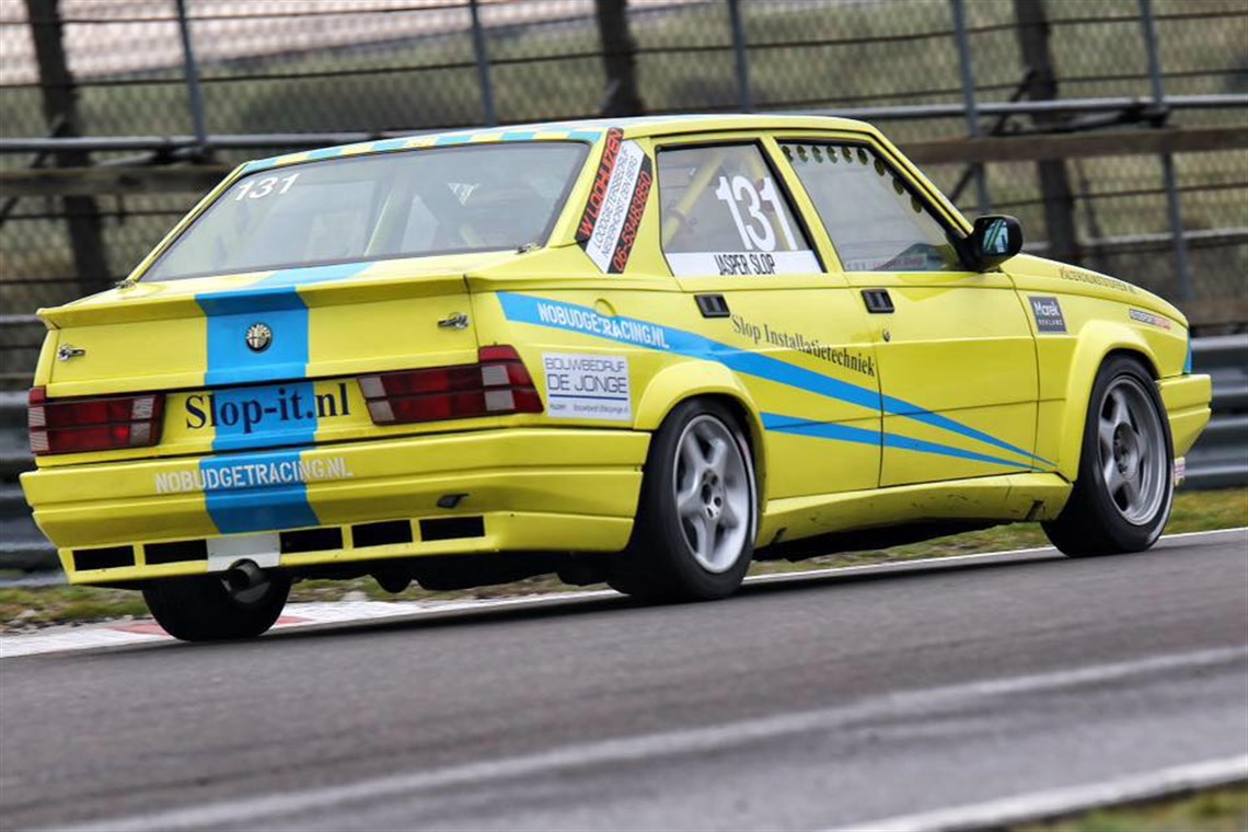 alfa-romeo-75-20-ts-group-n