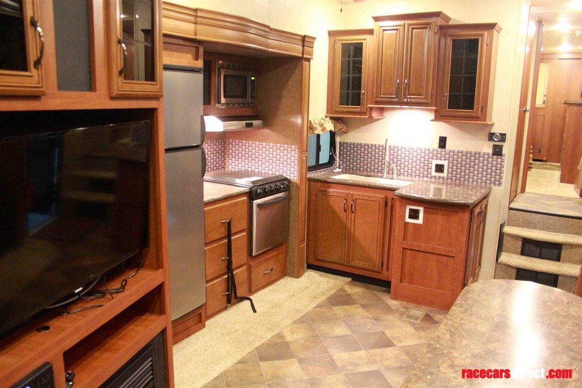 forest-river-sandpiper-fifth-wheel