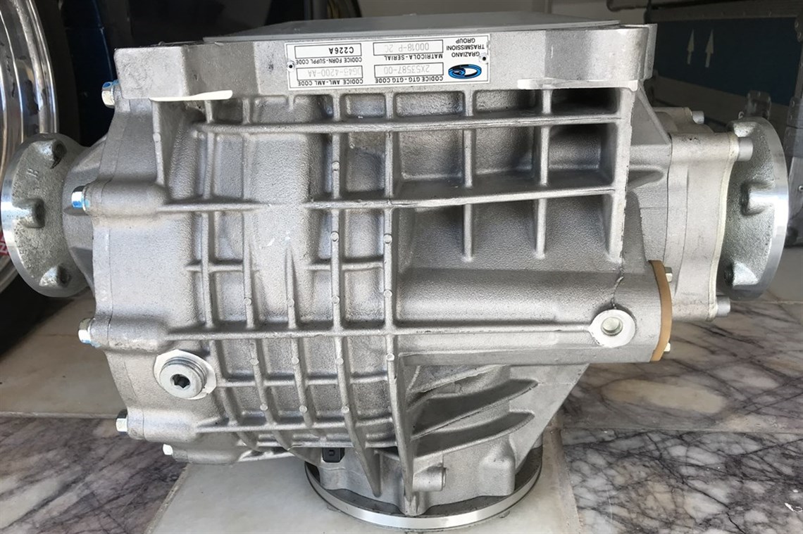 aston-martin-db9-rear-differential