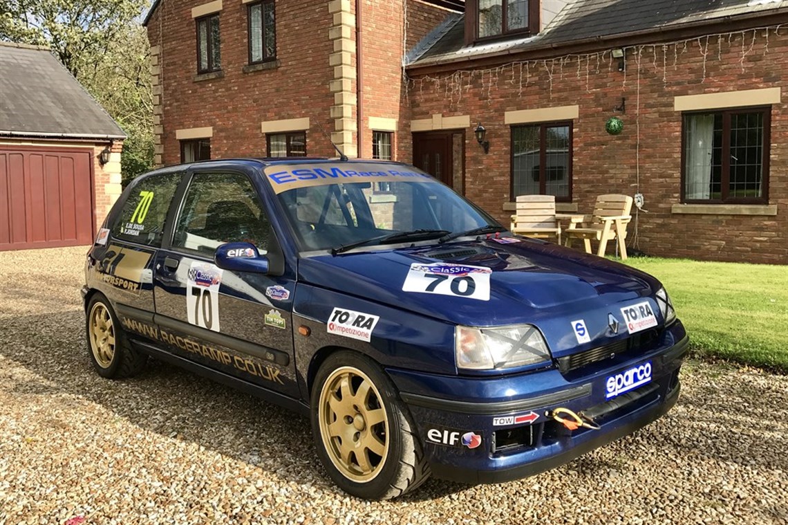 clio-williams-3-race-car-updated-price