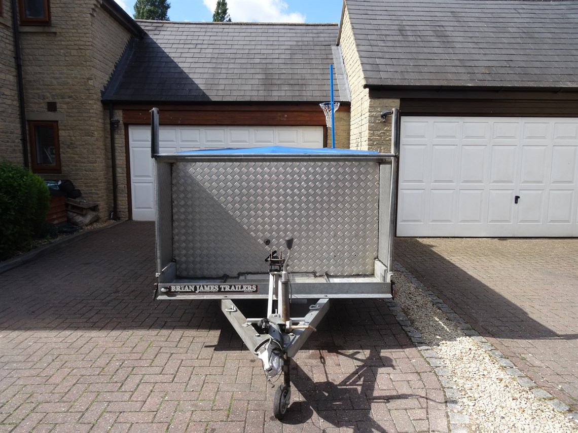 brian-james-4-wheel-trailer