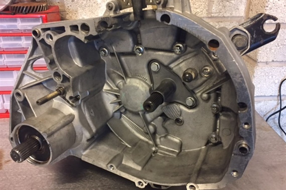 renault-clio-jc5-130-racerally-gearbox-lsd