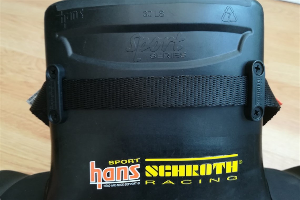 schroth-sport-hans-device-30-deg