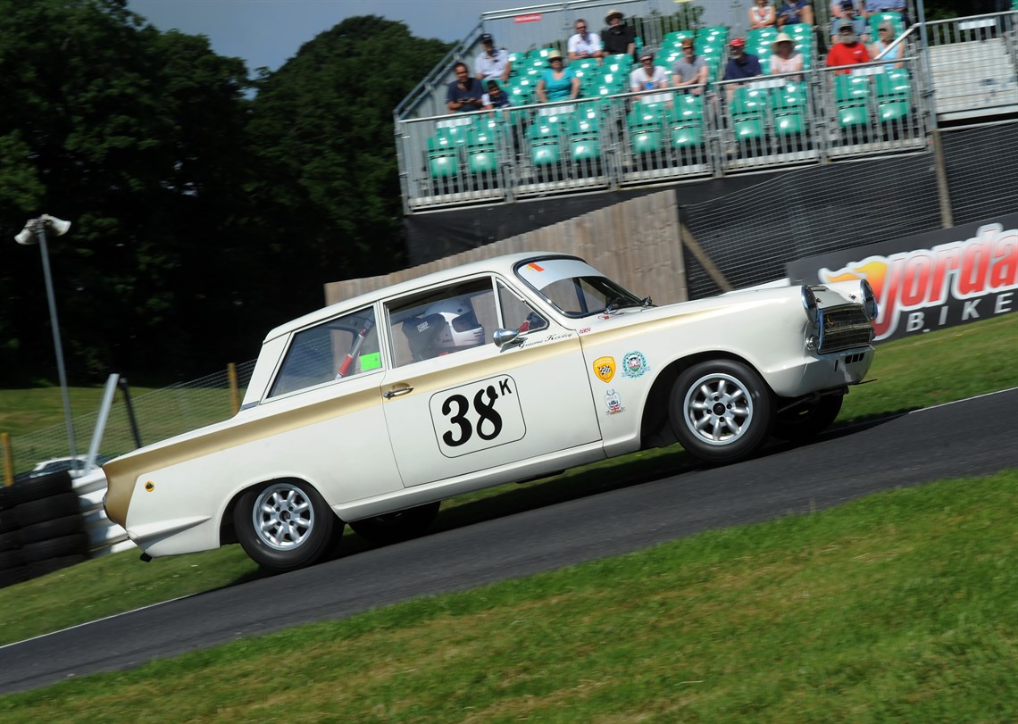 fia-lotus-cortina-competition-touring-car