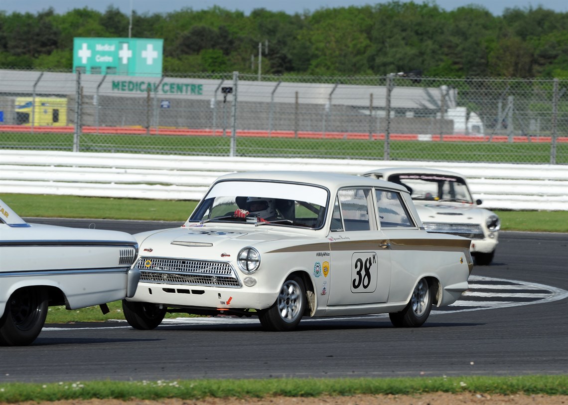 fia-lotus-cortina-competition-touring-car