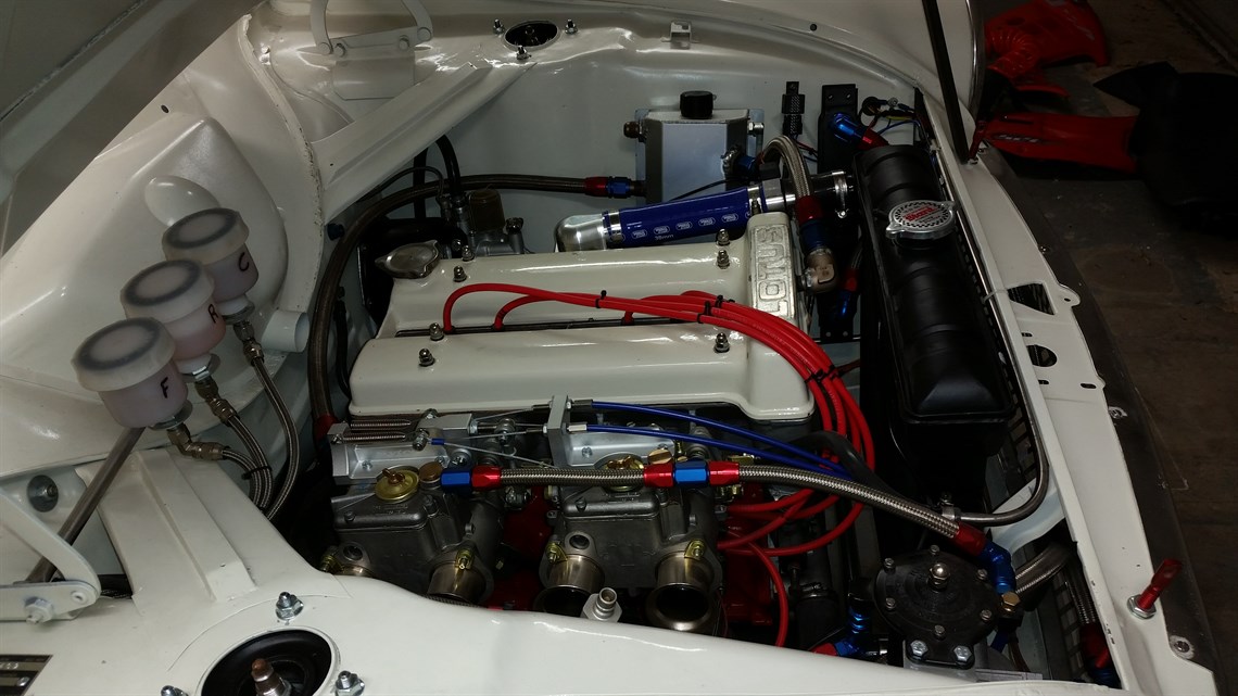 fia-lotus-cortina-competition-touring-car