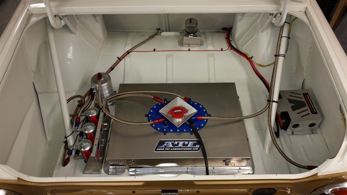 fia-lotus-cortina-competition-touring-car