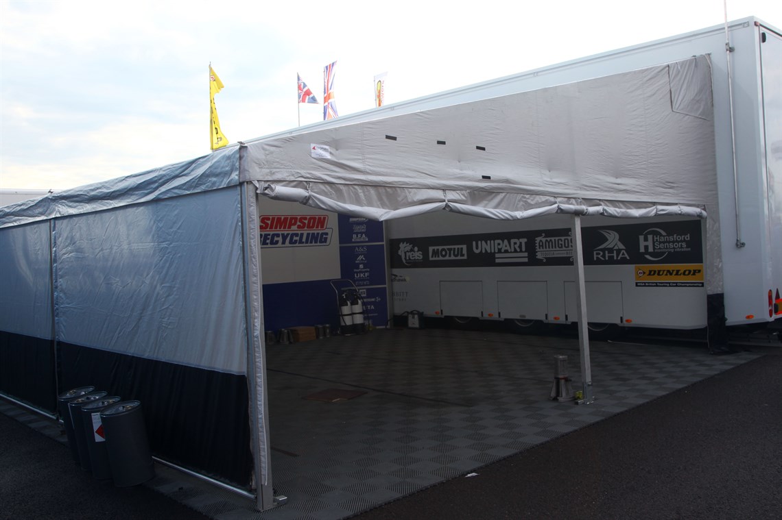 hopkins-race-trailer-and-awning---4-cars