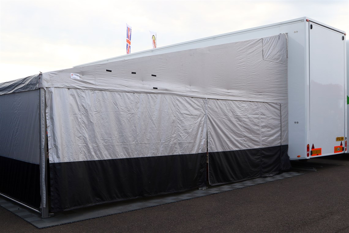 hopkins-race-trailer-and-awning---4-cars