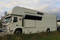 luxury-volvo-fm9-race-transporter-with-slide