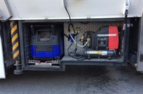 luxury-volvo-fm9-race-transporter-with-slide