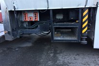 luxury-volvo-fm9-race-transporter-with-slide