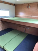 car-transporter-trailer-with-full-living-acco