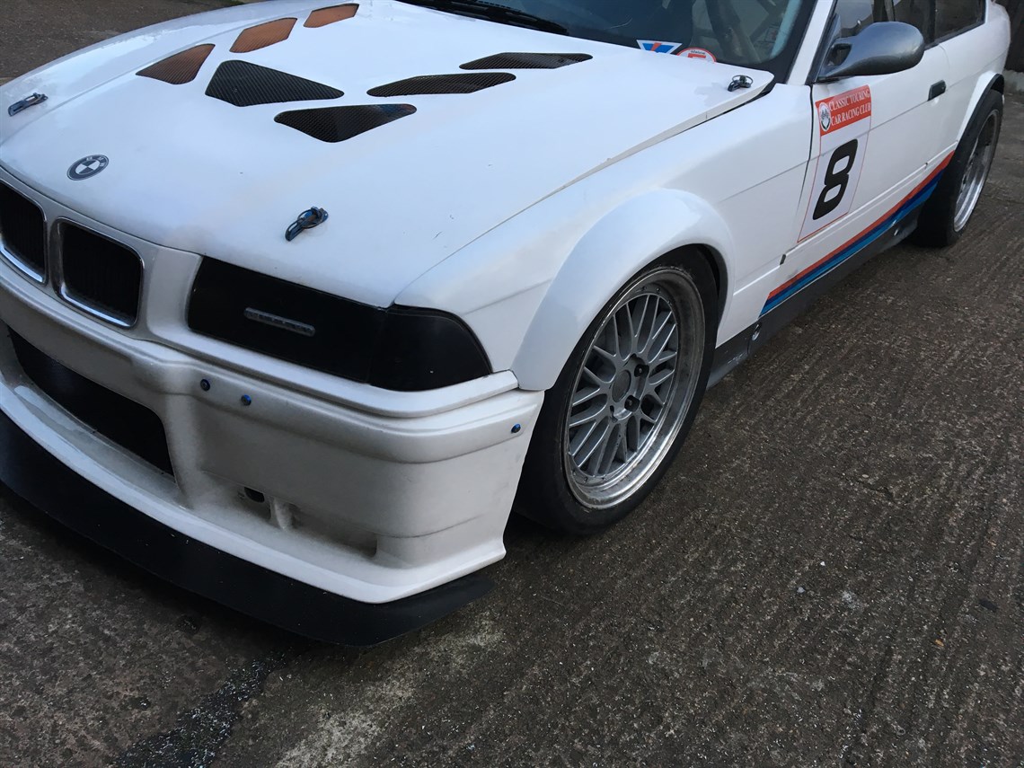 bmw-e36-m3-s54b32-engine