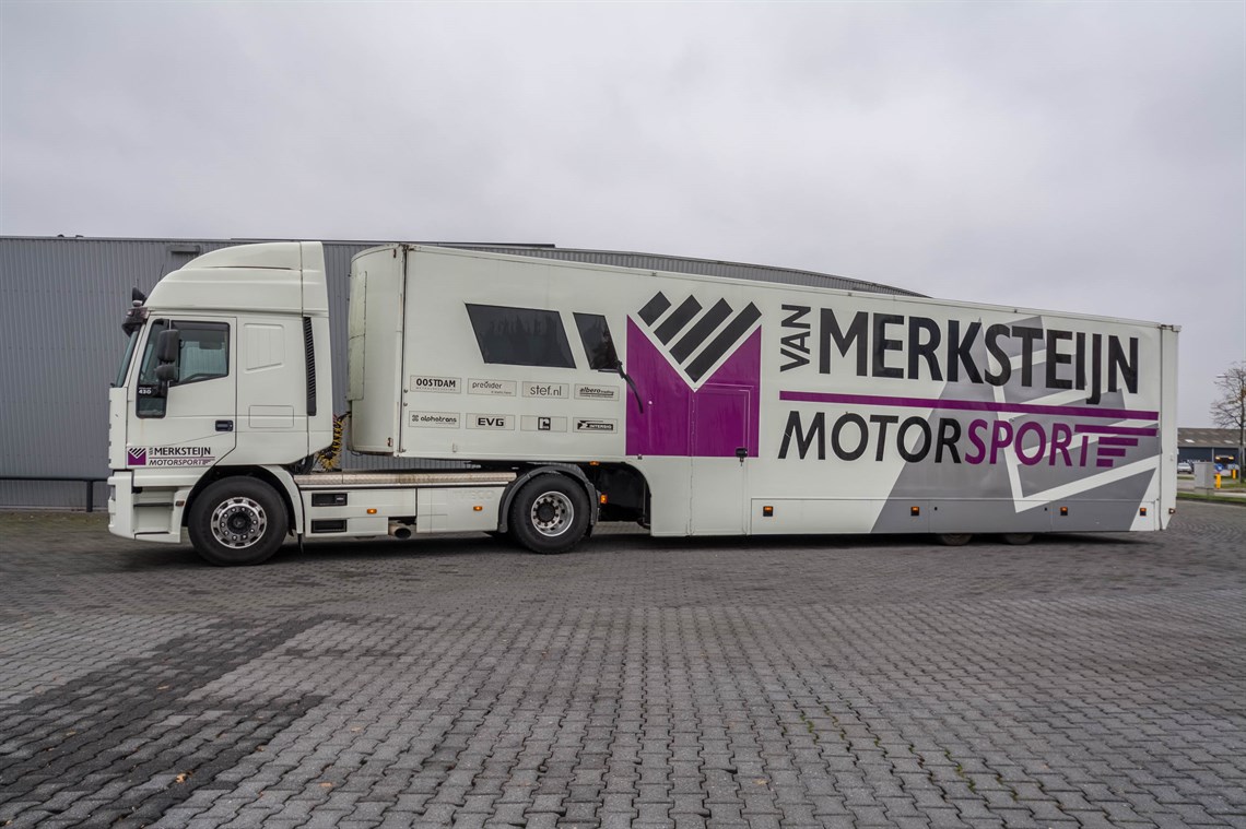 iveco-truck-and-race-trailer-with-2-awnings