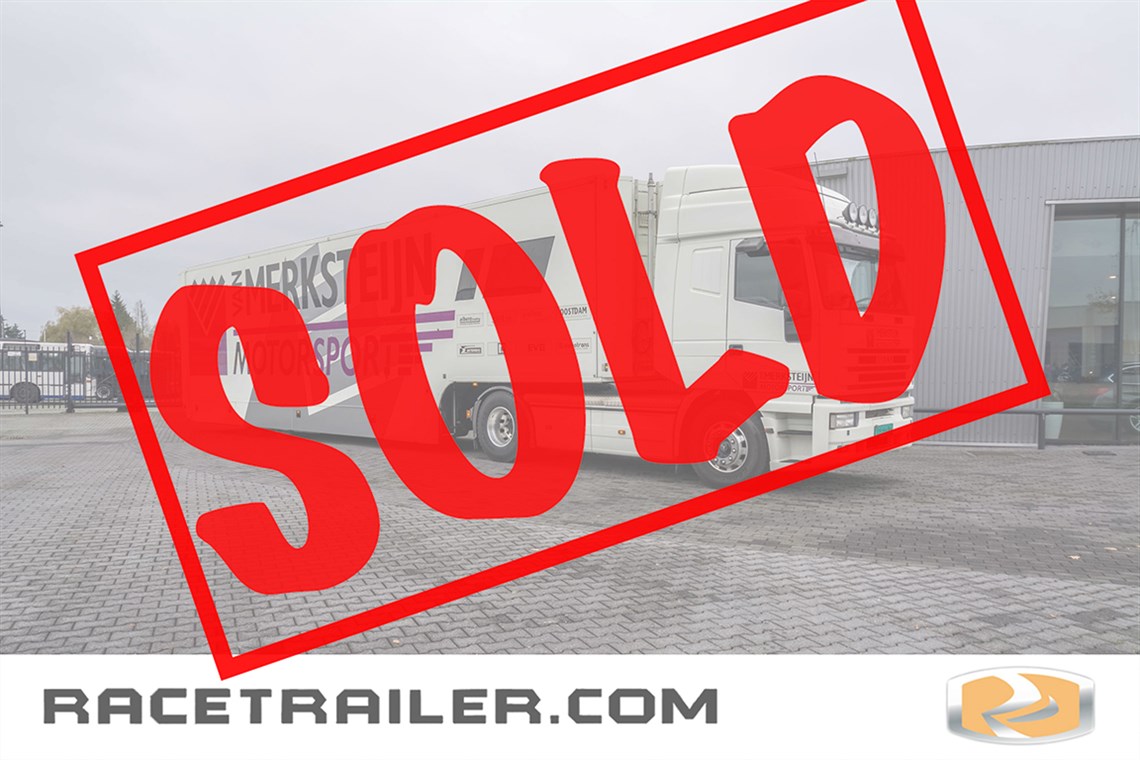 iveco-truck-and-race-trailer-with-2-awnings