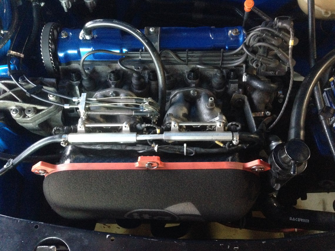 peugeot-205-gti-1900